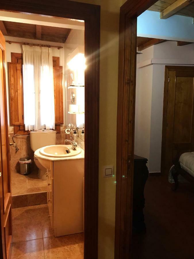 Casa Barrero Villa Robledillo De Gata Eksteriør billede