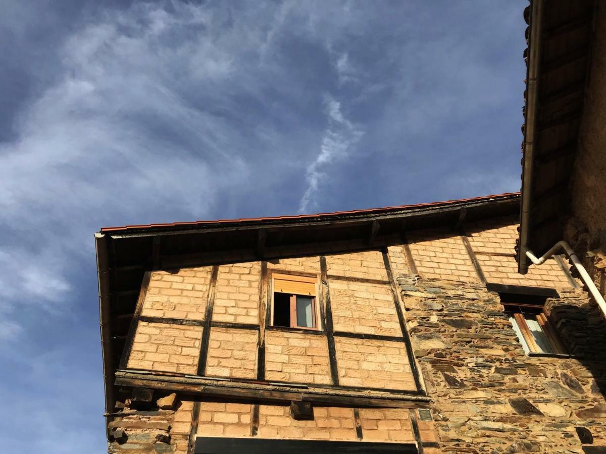 Casa Barrero Villa Robledillo De Gata Eksteriør billede