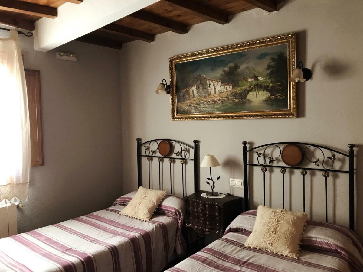 Casa Barrero Villa Robledillo De Gata Eksteriør billede